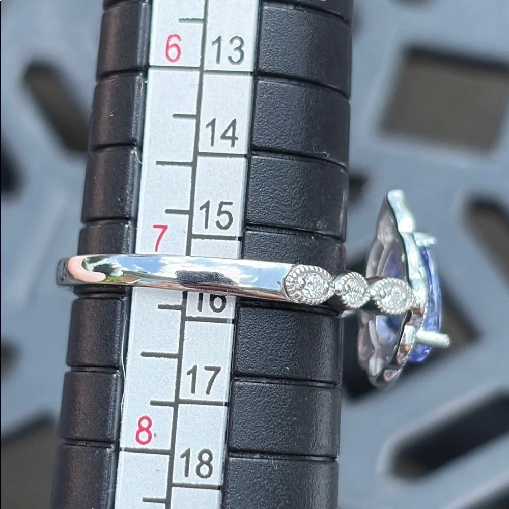 Pear Cut 1.25 tcw Genuine Tanzanite & Diamond Ring Sterling Silver Size 7
